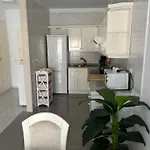 דירה Terrassen Wohnungen, Direkt Am Strand, 25 M Beheiztem Pool, Wifi Free, Free Parking