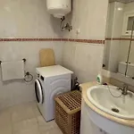 Terrassen Wohnungen, Direkt Am Strand, 25 M Beheiztem Pool, Wifi Free, Free Parking דירה